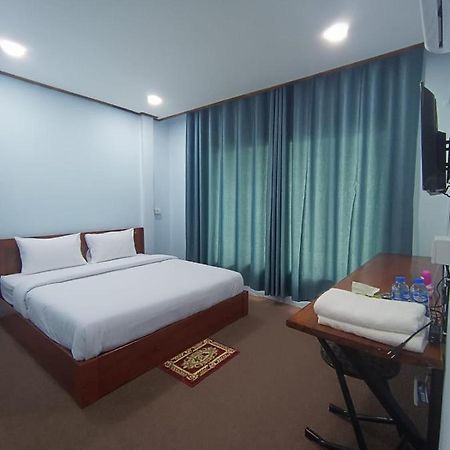 ເຮືອນພັກບີວີ Hotel Ban Thongchai-Tai ภายนอก รูปภาพ